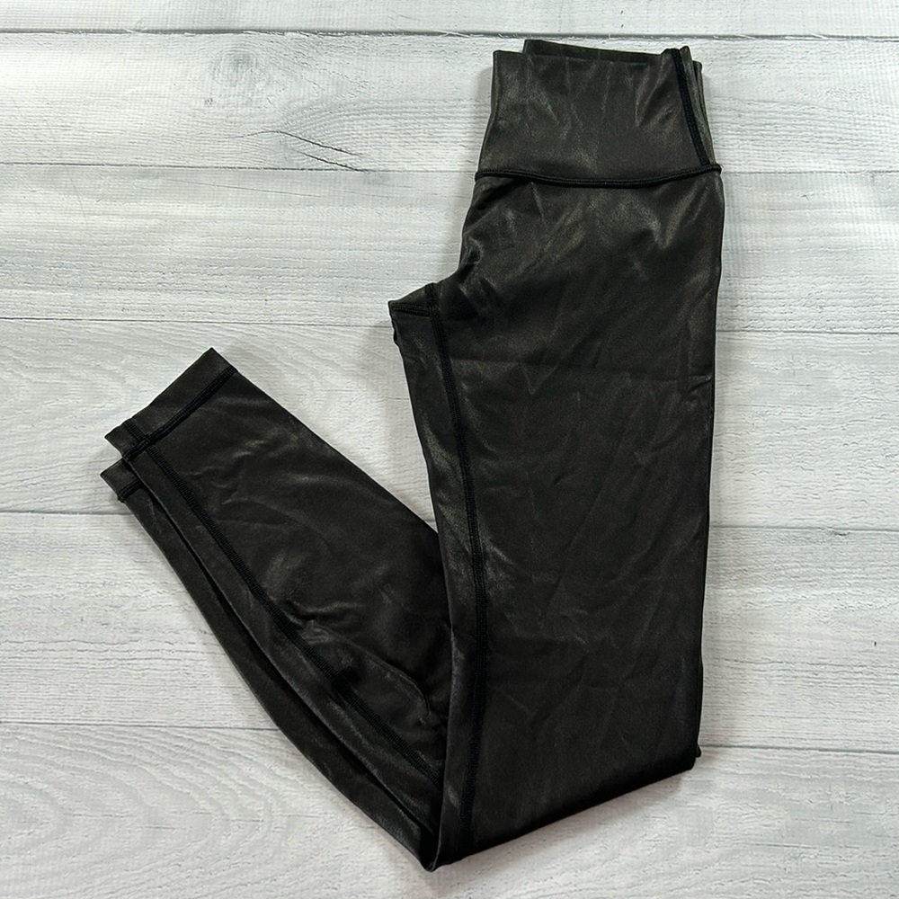 Lululemon Wunder Under High-Rise Tight‎ *Foil 28” Black Sz 4